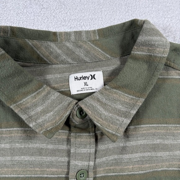Hurley Portland Organic Flannel Shirt Mens XL Multi Striped Pleated Button Up - Picture 3 of 8